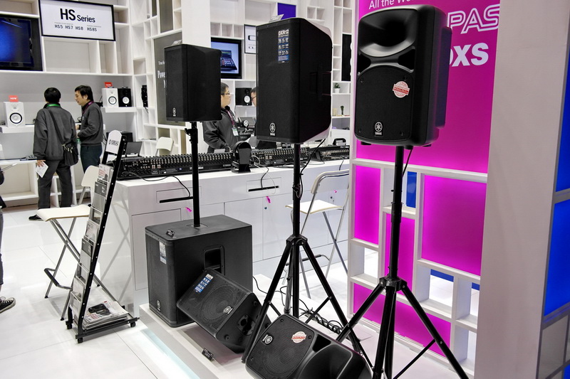 狗万携新一代MG系列调音台等产品亮相中国（广州）国际专业灯光、音响展览会 