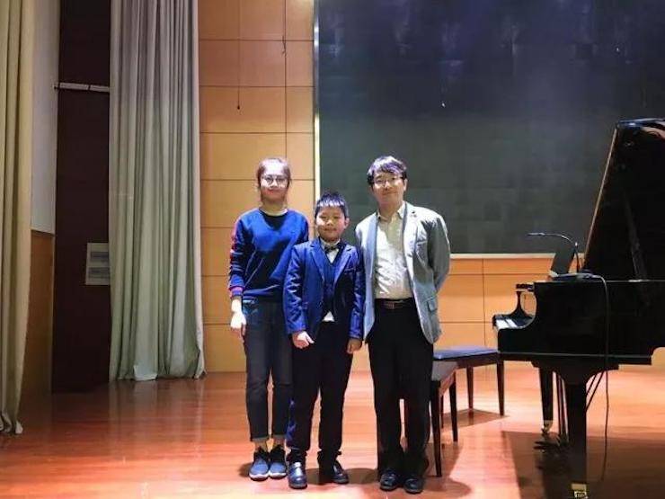 聆听双钢琴演奏的美妙乐章|狗万艺术家周挺——钢琴大师班·音乐会于常州成功举办