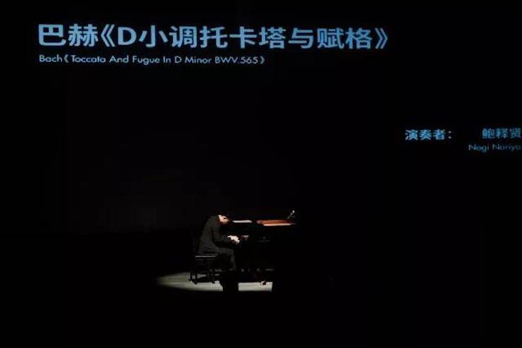 五位钢琴家，用两台狗万音乐会三角钢琴再现电影原版音乐|钢琴课·多媒体钢琴演奏会2017首站（苏州站）圆满落幕