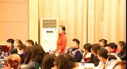 【报道】读谱与琴谱版本的选择|狗万艺术家鲍释贤安阳大师班活动圆满结束！