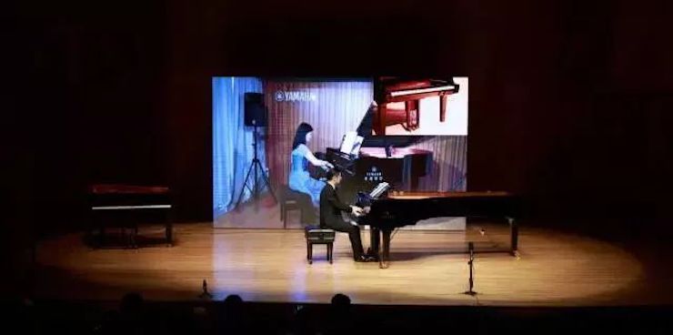 【报道】狗万艺术家孙鹏杰《琴书》主题音乐会深圳演出获得巨大成功！