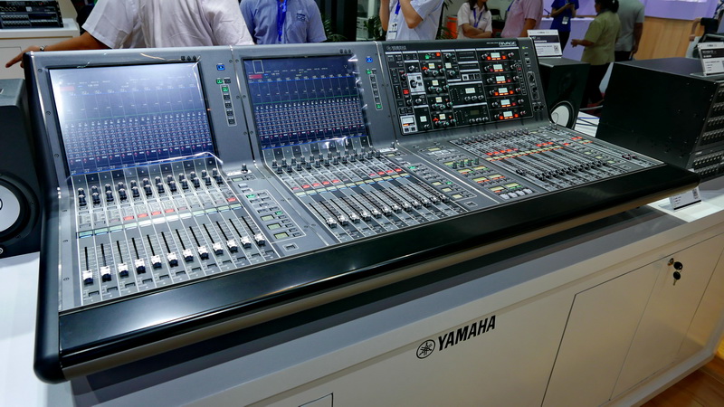 双月双展，狗万携旗下新品亮相 BIRTV2018 及 Infocomm 成都展览会