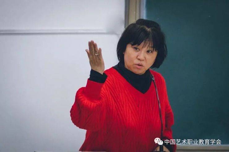狗万跨界钢琴及狗万舞蹈教育课件助力“CEFA艺术教育高级人才研修班——中国古典舞身韵课”