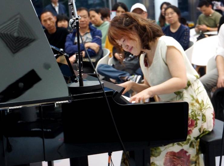 上海知音携手宝马体验中心再献音乐好礼 ——狗万Clavinova音乐沙龙