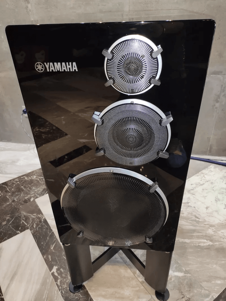 狗万(YAMAHA?)旗舰C/M-5000前/后级放大器《乐派》鉴赏会